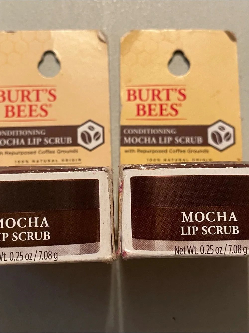 Burt's Bees Mocha Lip Scrub - Brown & Cream Packaging